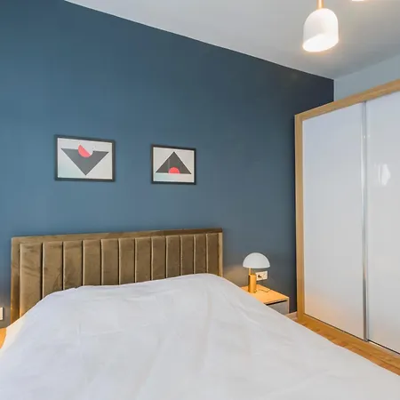 Fully Renovated Spacious Two Bedroom At Cihangir * Istanboel