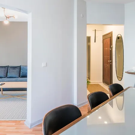 דירה Fully Renovated Spacious Two Bedroom At Cihangir איסטמבול